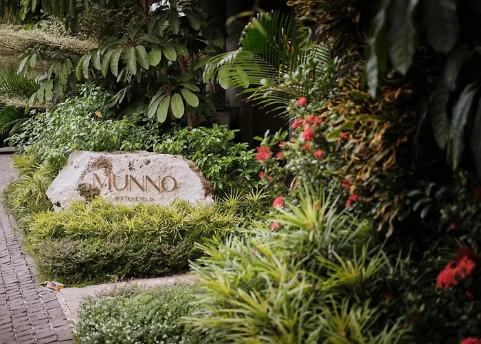 Munno Hotel *